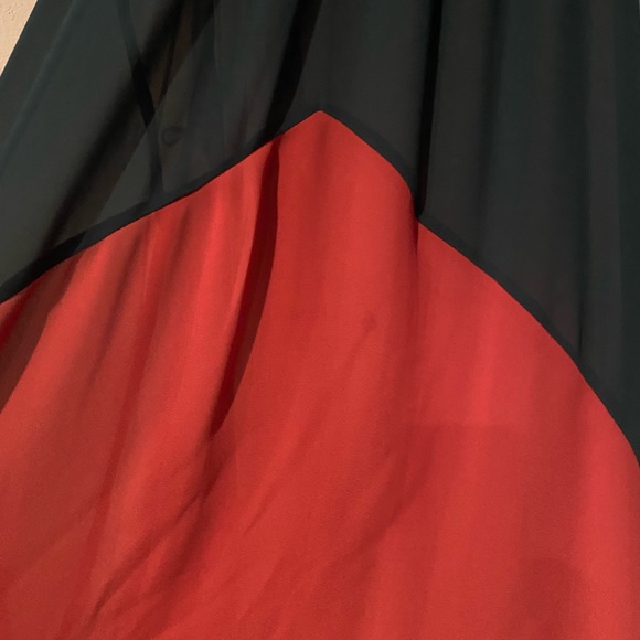 Color block dress - Picture 2 of 5